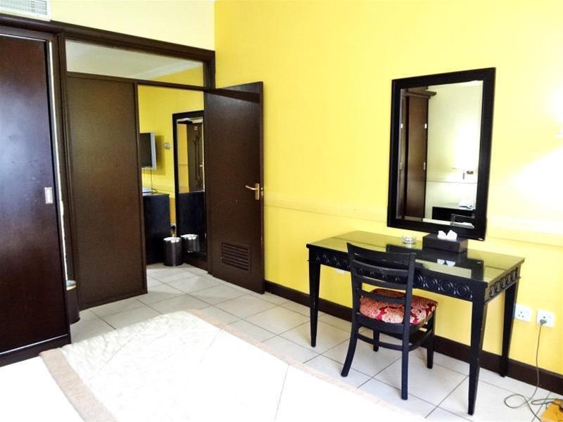 Deebaj Al Khabisi Plaza Aparthotel Dubai Ngoại thất bức ảnh